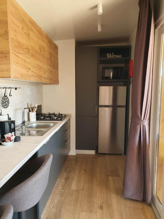 Mobile Homes Karlo & Dino Пула Екстериор снимка